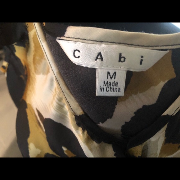 Cabi animal print ruffle tank. - Picture 3 of 3